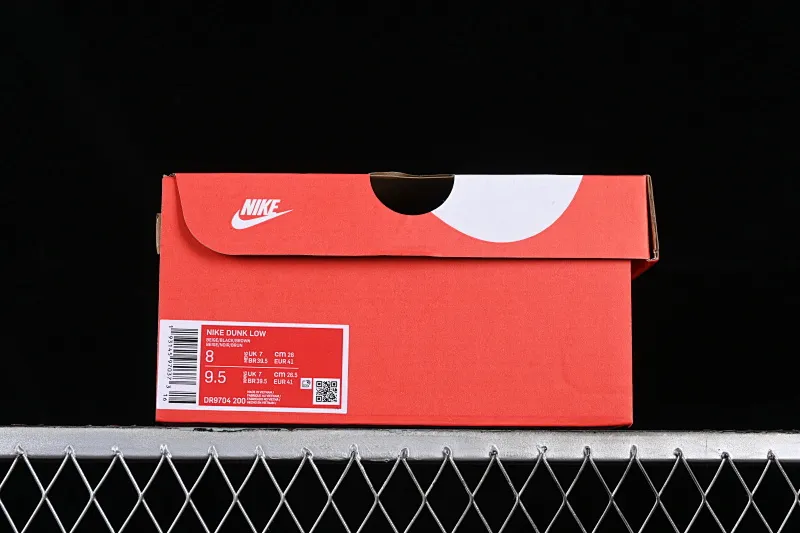 All Categories Nk SB Dunk Series Nk SB Dunk Low Low-top sneakers Nk Dunk Low Panda Prank-street lines graffiti distressed SB strap low-top casual sneakers DR9704-200